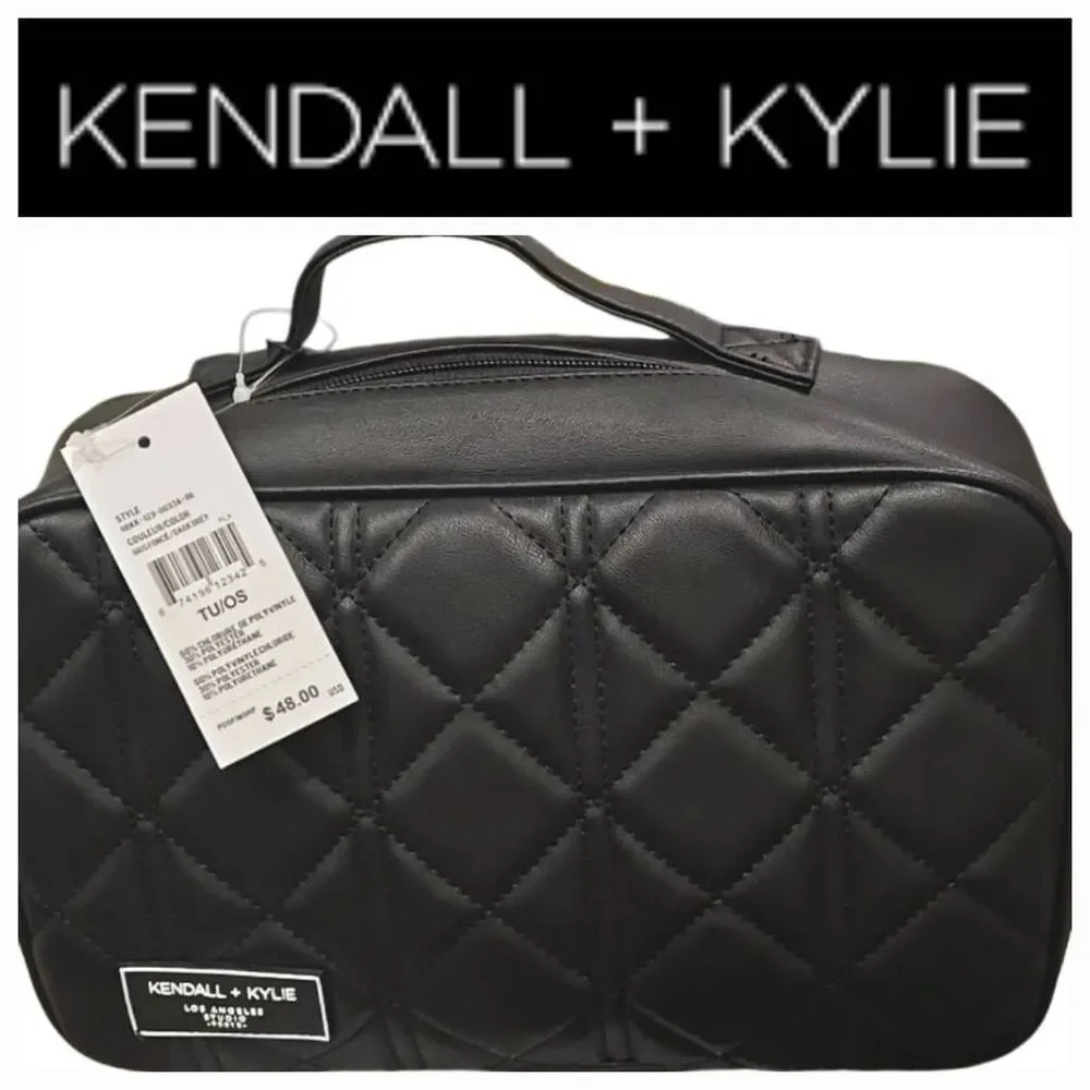 Kendall & Kylie Logo‎ Quilted Hanging Travel Cosmetic Bag